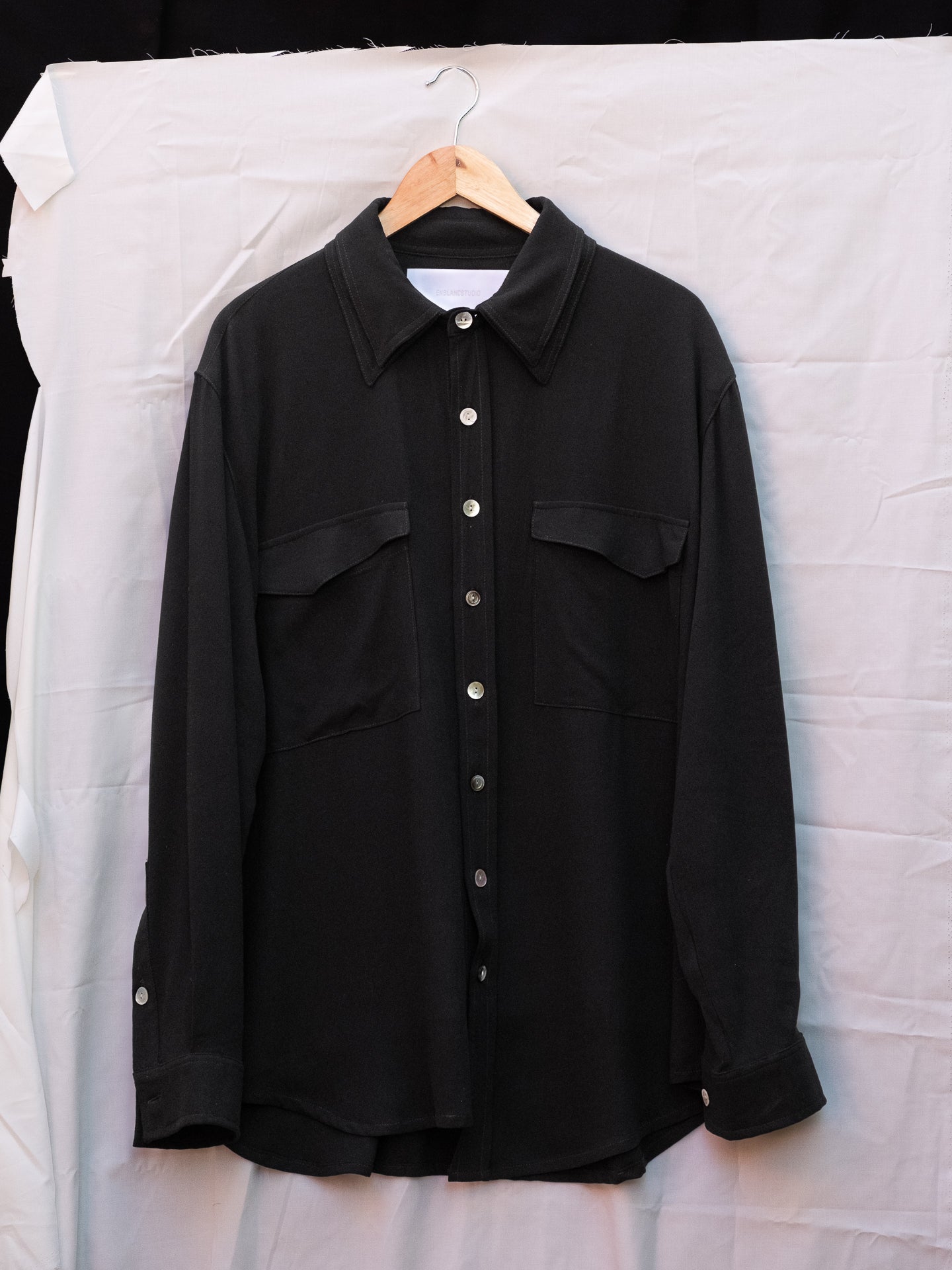 PEARL BLACK SHIRT