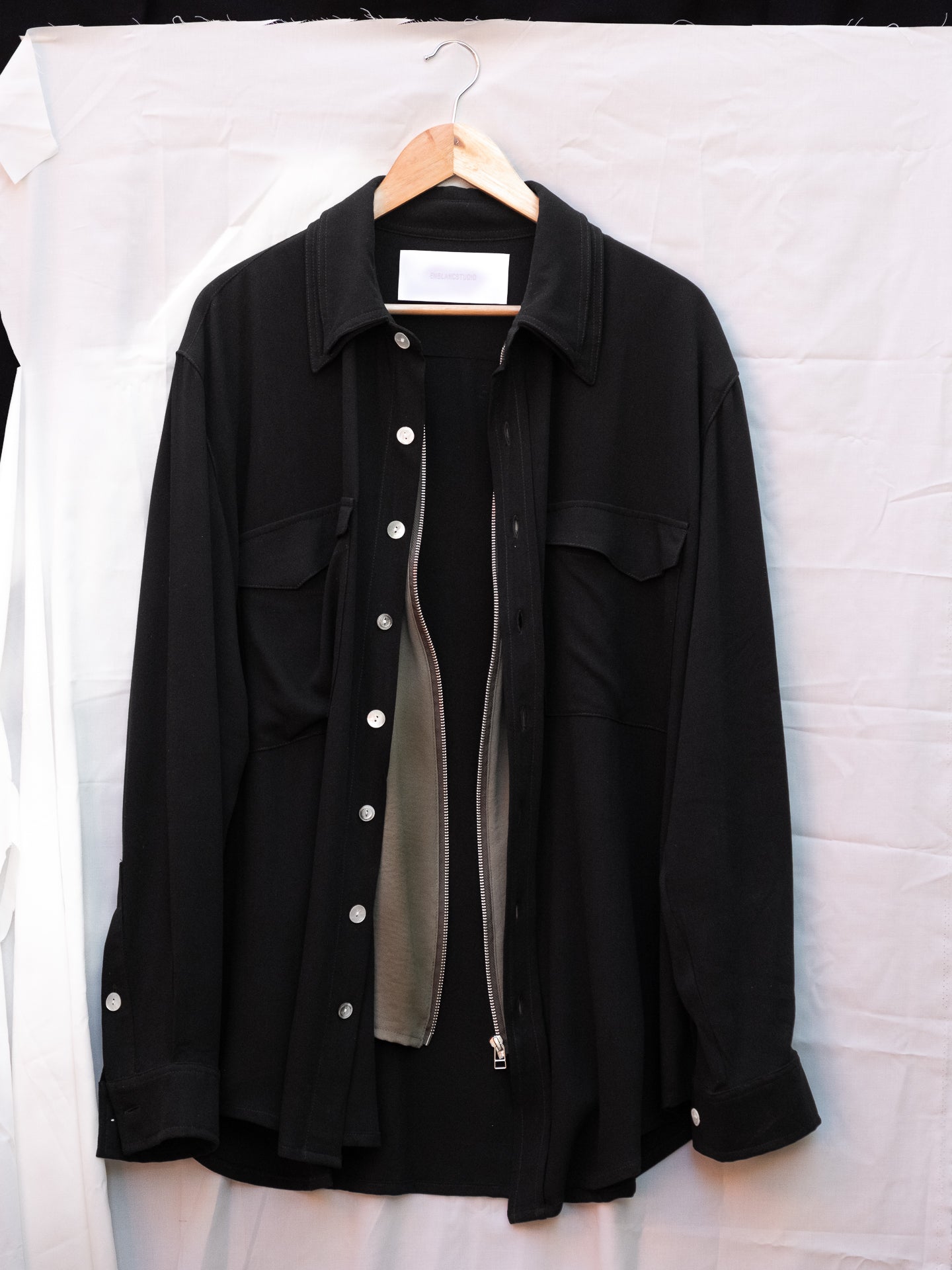 PEARL BLACK SHIRT